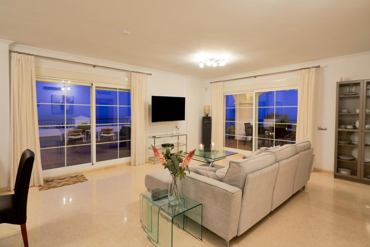 Poseidon Malaga Apartamento De Lujo Exteriör bild