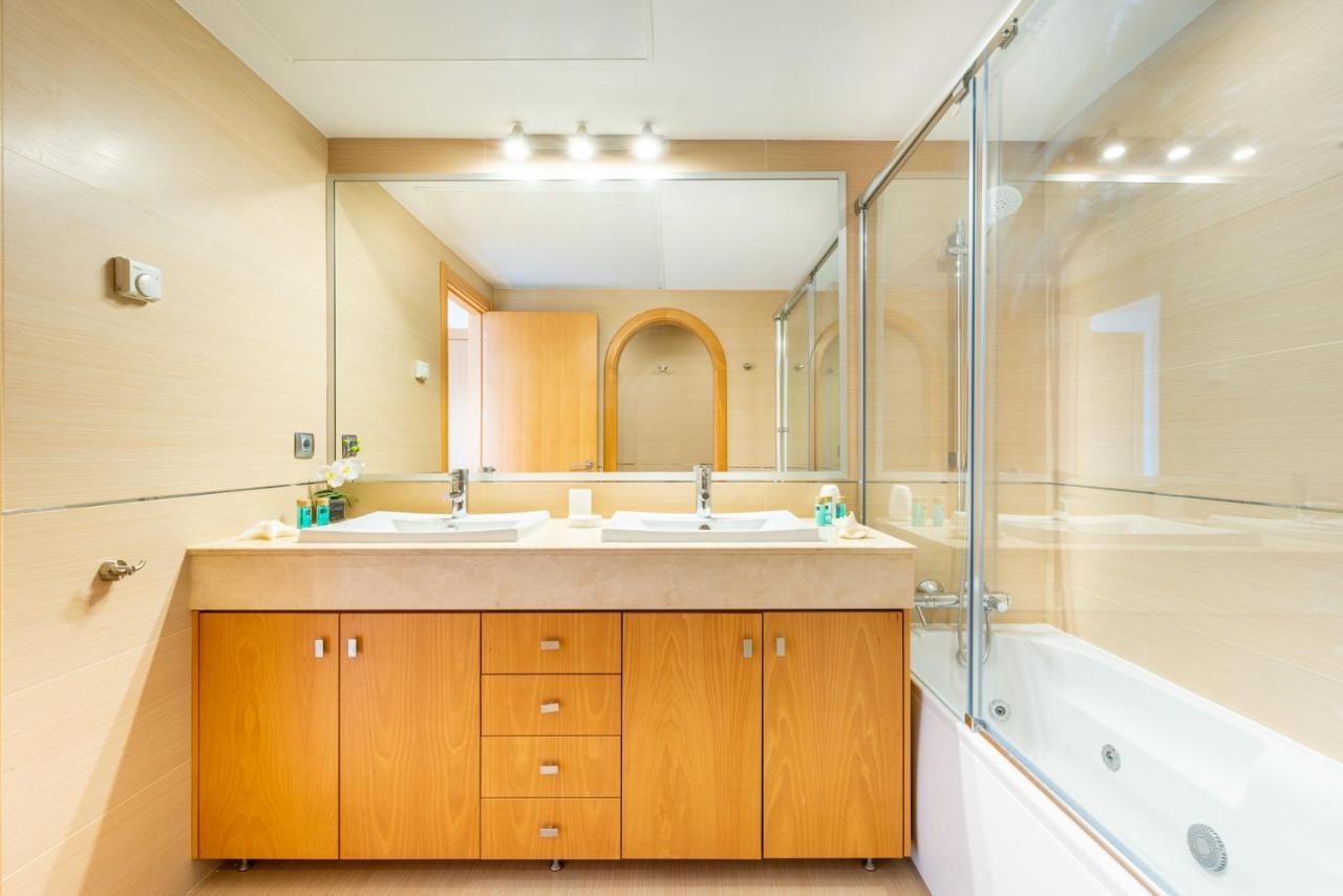 Poseidon Malaga Apartamento De Lujo Exteriör bild